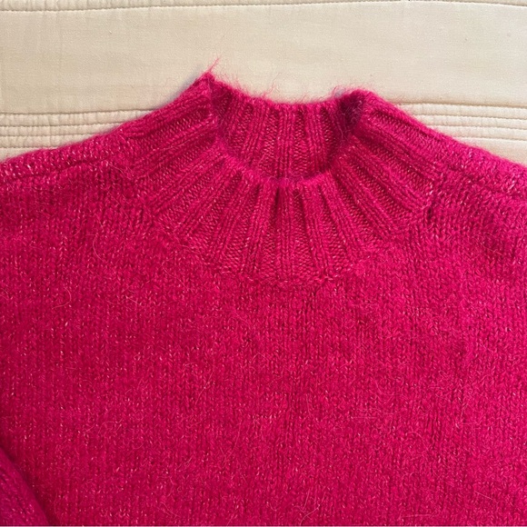 Pistola Carlen Oversized Fuschia Sweater Cozy - Picture 5 of 7